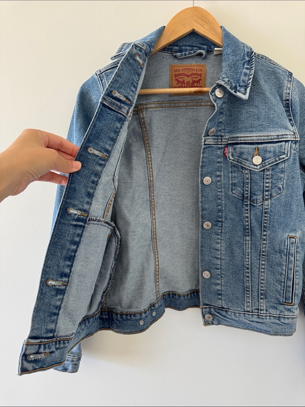 Levi’s Original Trucker Jacket Jeanie Medium Wash Denim Size S Minimalist - Picture 7 of 10